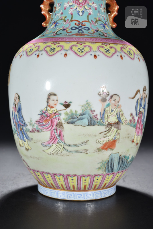 清 粉彩八仙祝寿图双耳瓶 - 图7